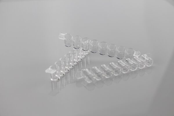 0,2mL ELISA platen, 96 wells, wit, afneembare strips - Image 4